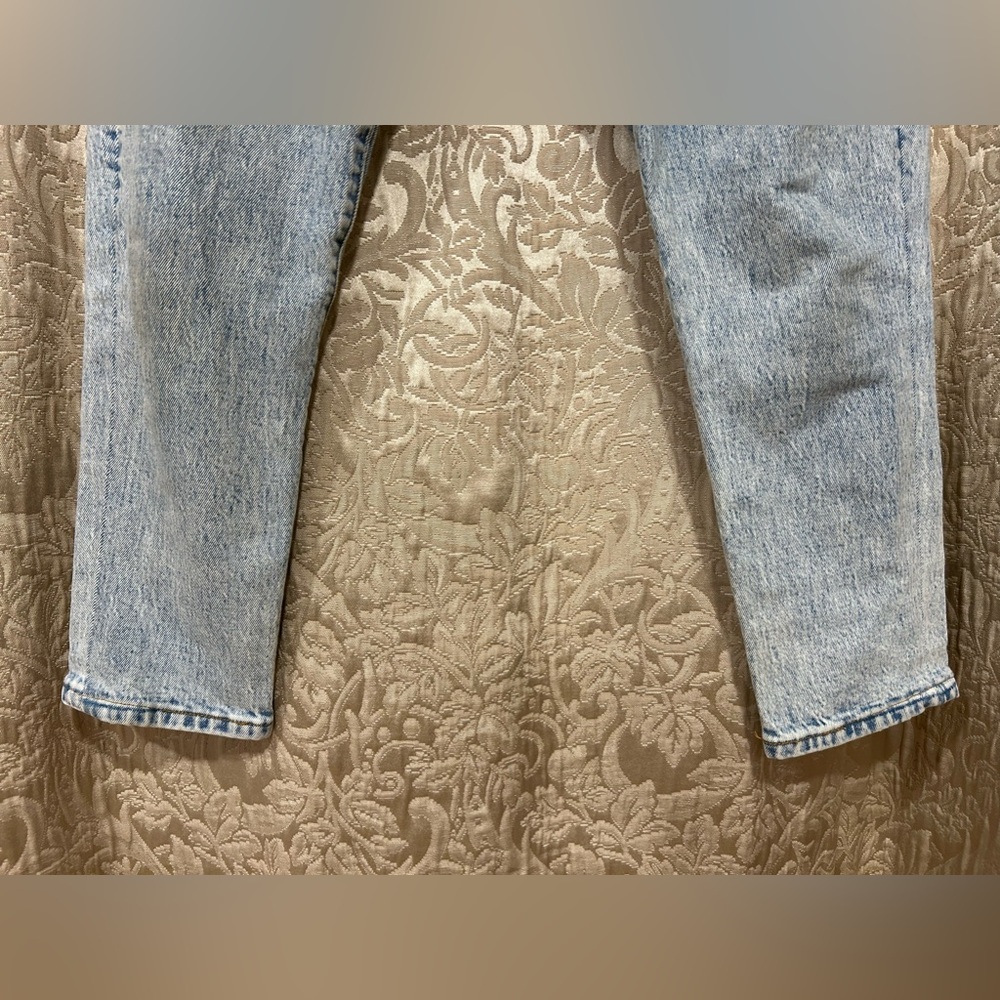 LEVI'S Women's 501 Jeans Size W26 / L26 - Light Blue, Button Fly, Quality - Picture 8 of 16